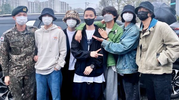 إزالة فرقة BTS من تطبيق المعسكر الكوري "The Camp" بسبب الإستغلال التجاري - آراكيبوب