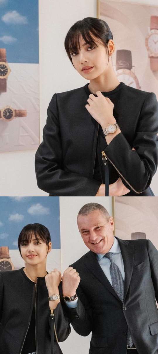 بلاك بينك ليسا ترتدي ساعتها التــي قامت بتصميمها لصالح العلامة الفاخرة Bulgari - كيبوبنا KPOPNA - كيبوبنا