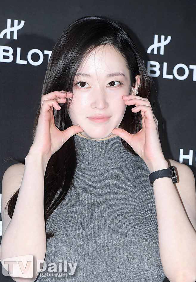 الكوريين متتبعون بالابعاد الجسدية للممثلة جيون جونغ سيو - كيبوبنا KPOPNA - كيبوبنا